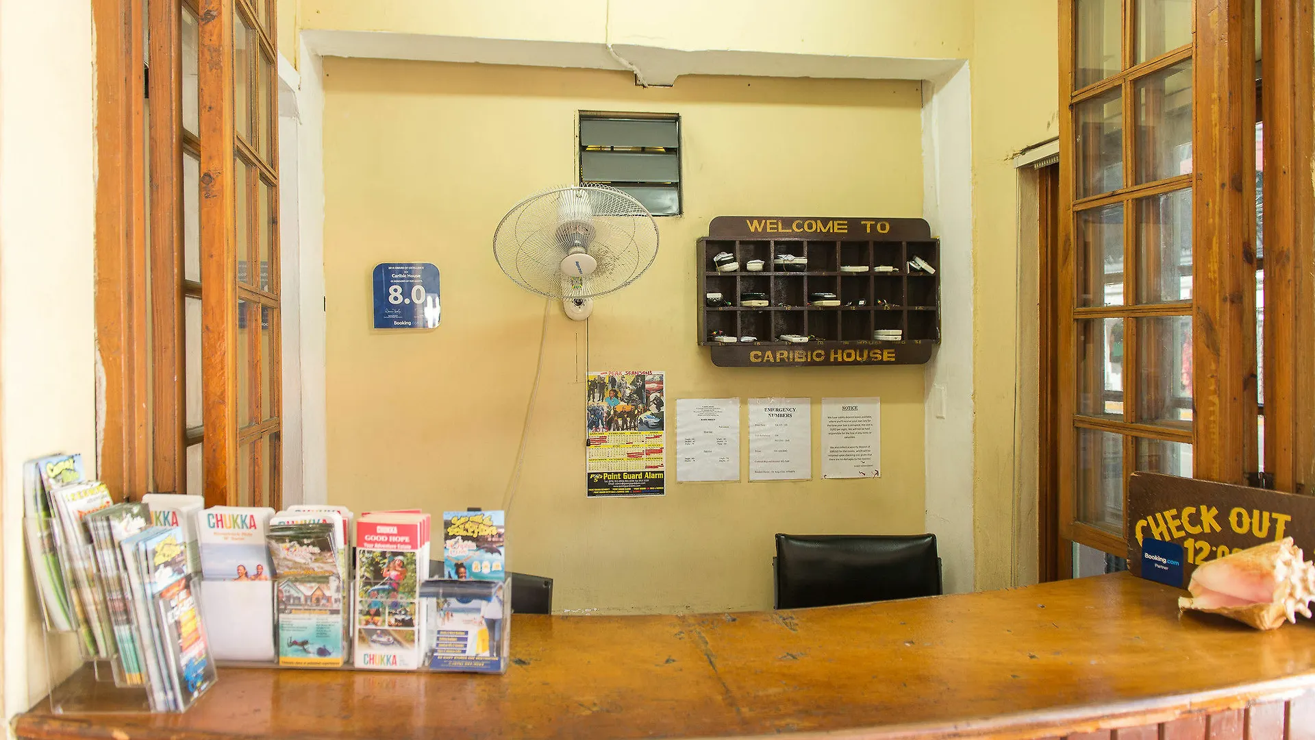 Rooms On The Hip Strip - Montego Bay Apartamento